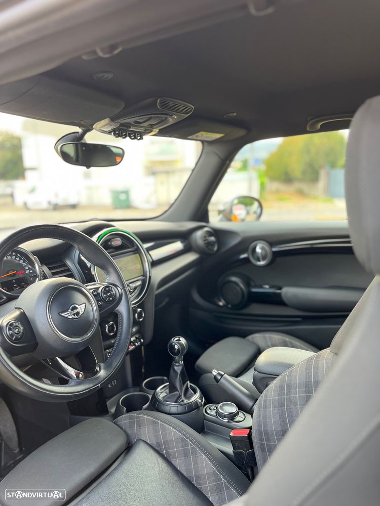 MINI 3 Portas Cooper D - 9