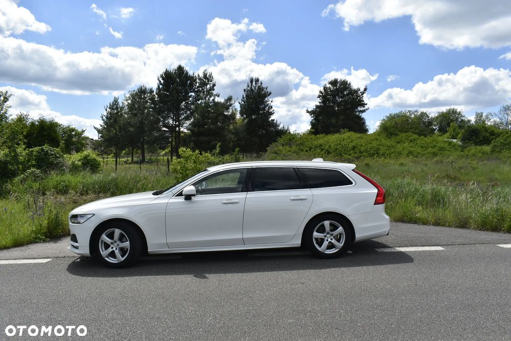 Volvo V90 D4 Momentum Pro - 12