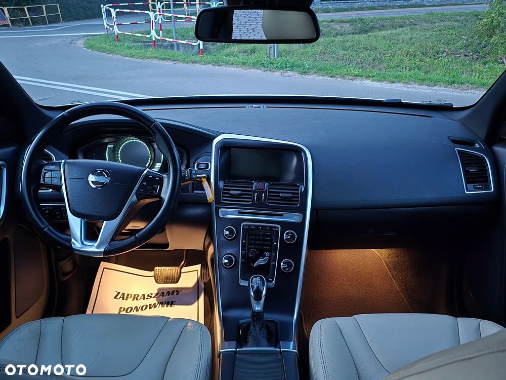 Volvo XC 60 T5 Geartronic Summum - 24