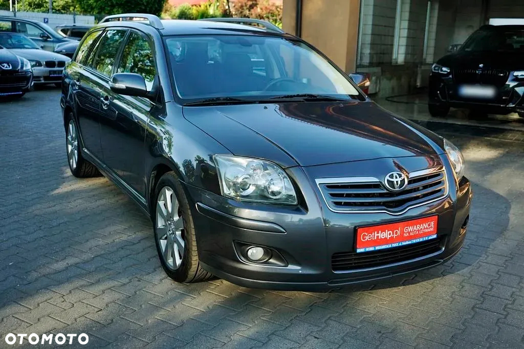 Toyota Avensis Combi 2.0 D-4D - 9