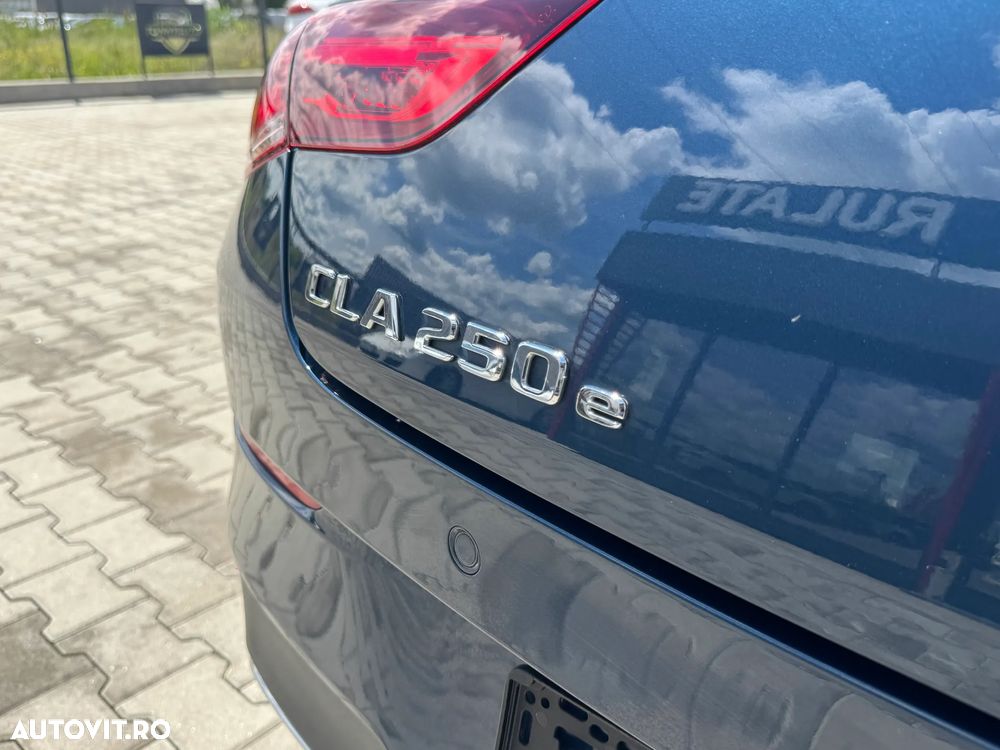 Mercedes-Benz CLA 250 e 8G-DCT Progressive - 23