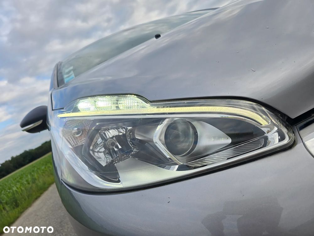 Peugeot 208 1.2 PureTech GPF Allure S&S - 20