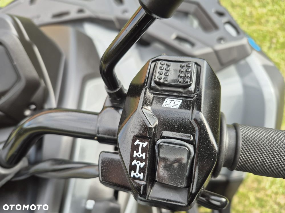 Can-Am Outlander - 29