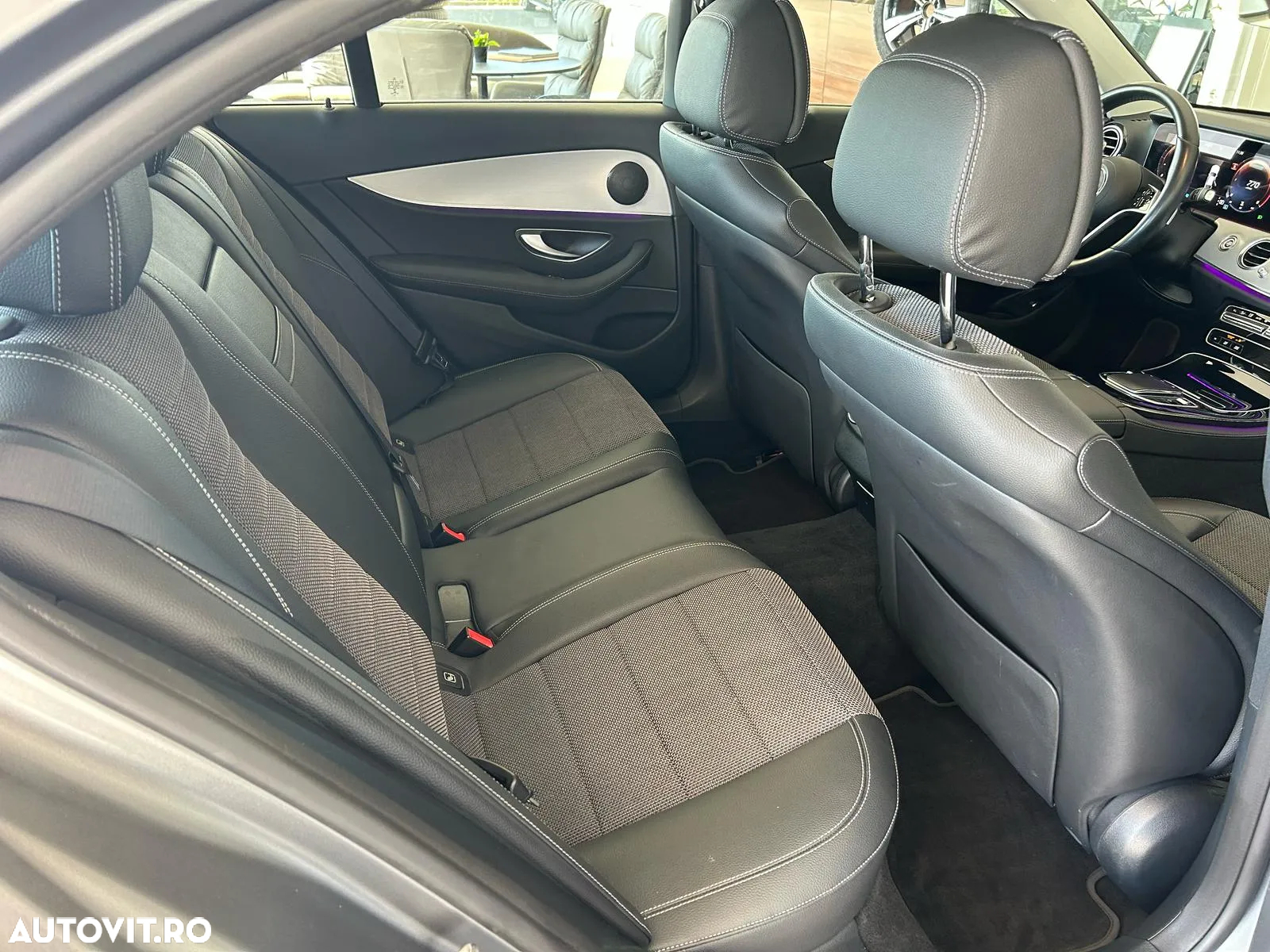 Mercedes-Benz E 220 d 4Matic 9G-TRONIC Avantgarde - 15