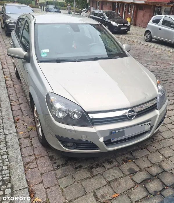 Opel Astra - 1