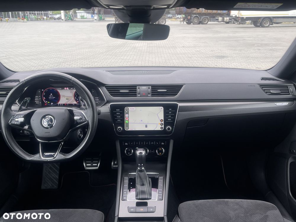 Skoda Superb 2.0 TDI SCR Sportline DSG - 11