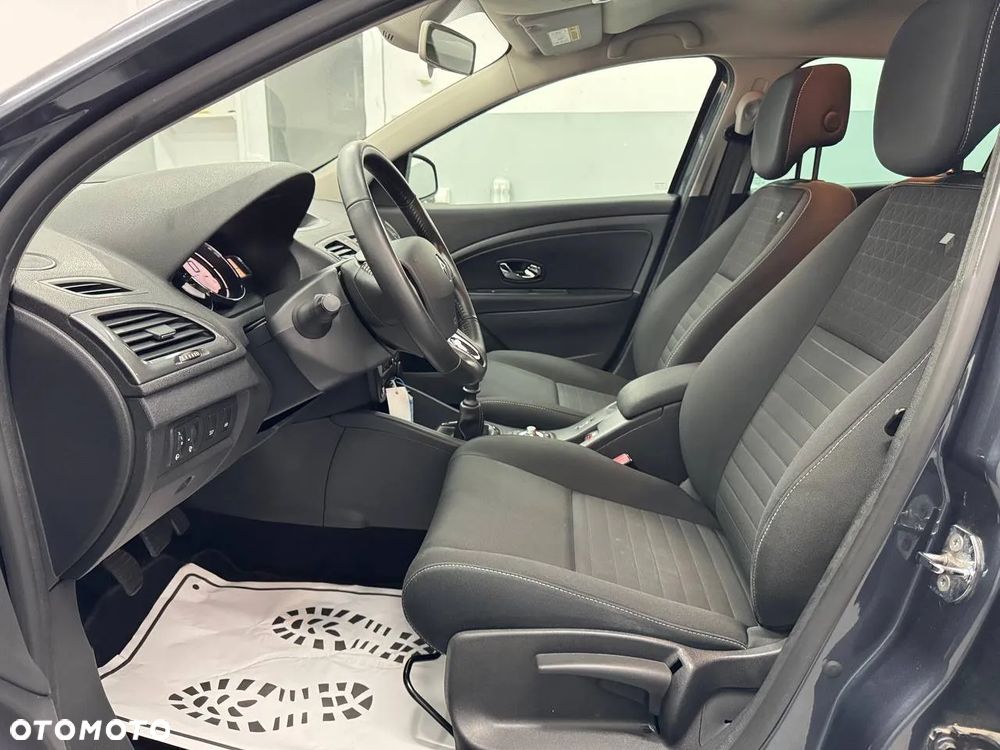Renault Megane 1.5 dCi Energy Limited EU6 - 12