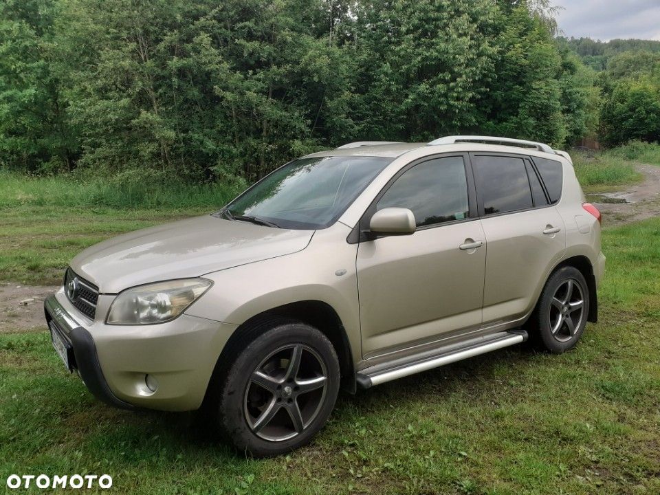 Toyota RAV4 2.0 VVT-i Luna - 1