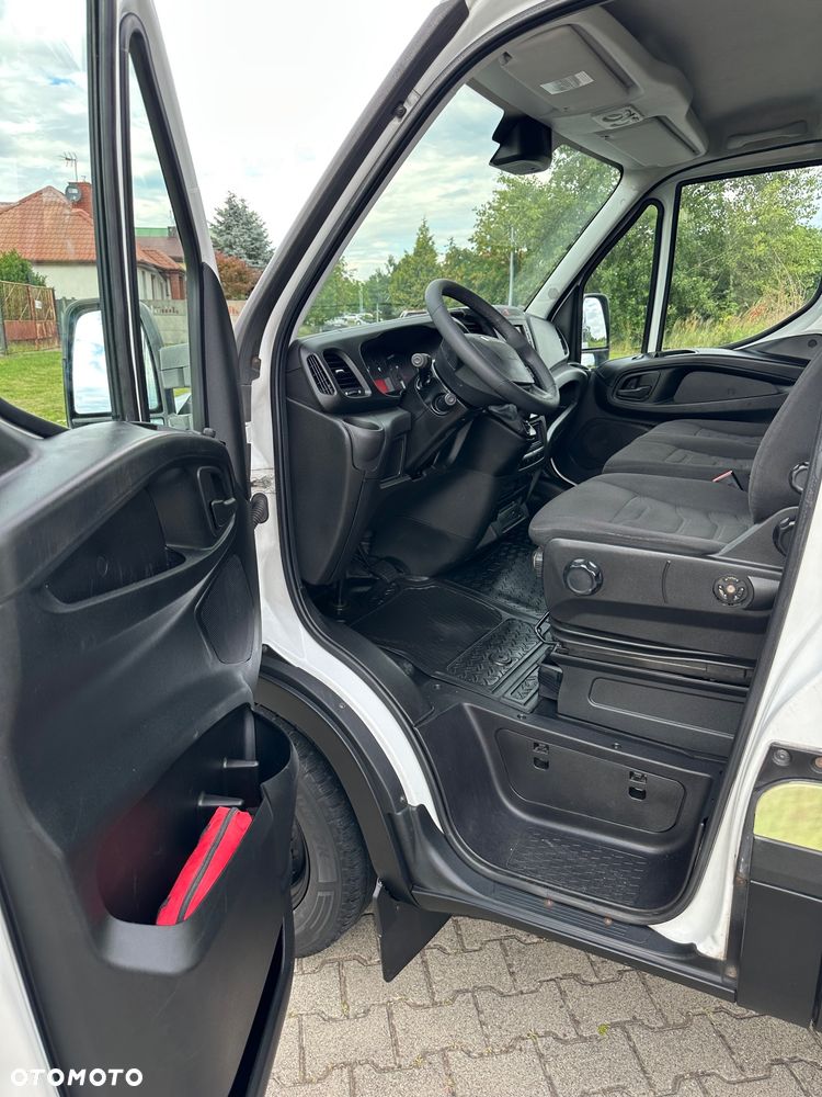 Iveco DAILY - 15
