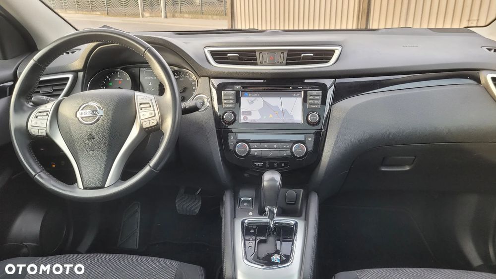 Nissan Qashqai 1.6 dCi Xtronic 360 - 19