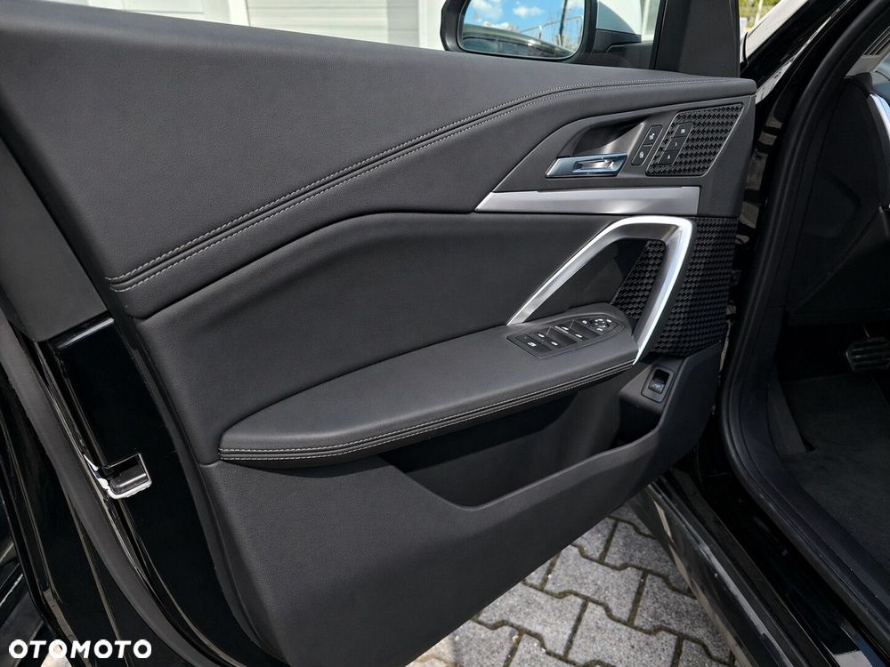 BMW X1 - 16