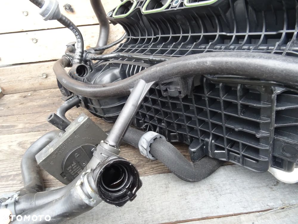 KOLEKTOR SSĄCY AUDI VW A3 GOLF 1.4TSI 04E129711L 04E145749B 04E129709PL - 12