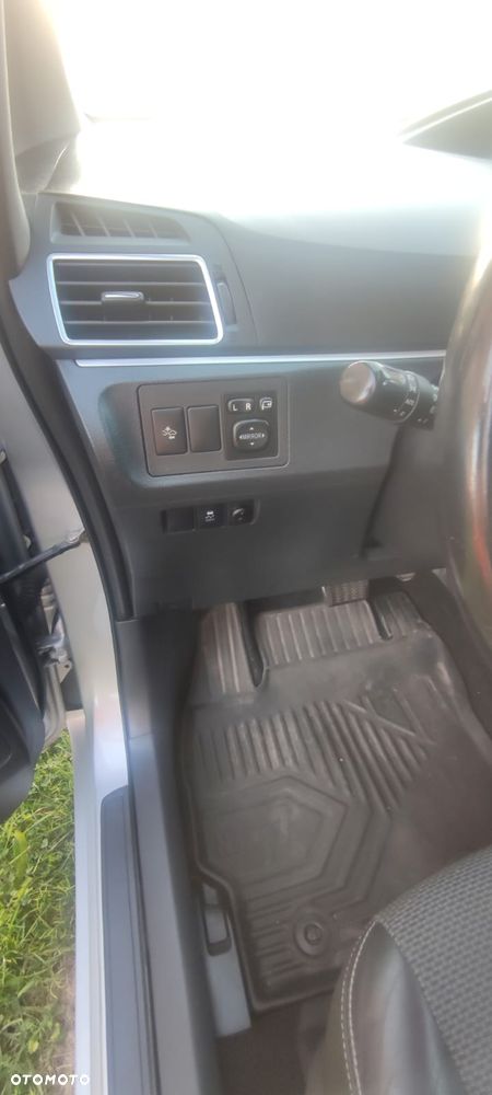 Toyota Verso 1.8 Prestige MS 7os EU6 - 11