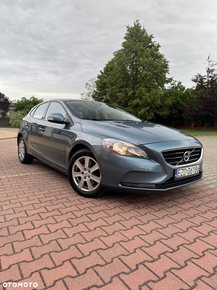 Volvo V40