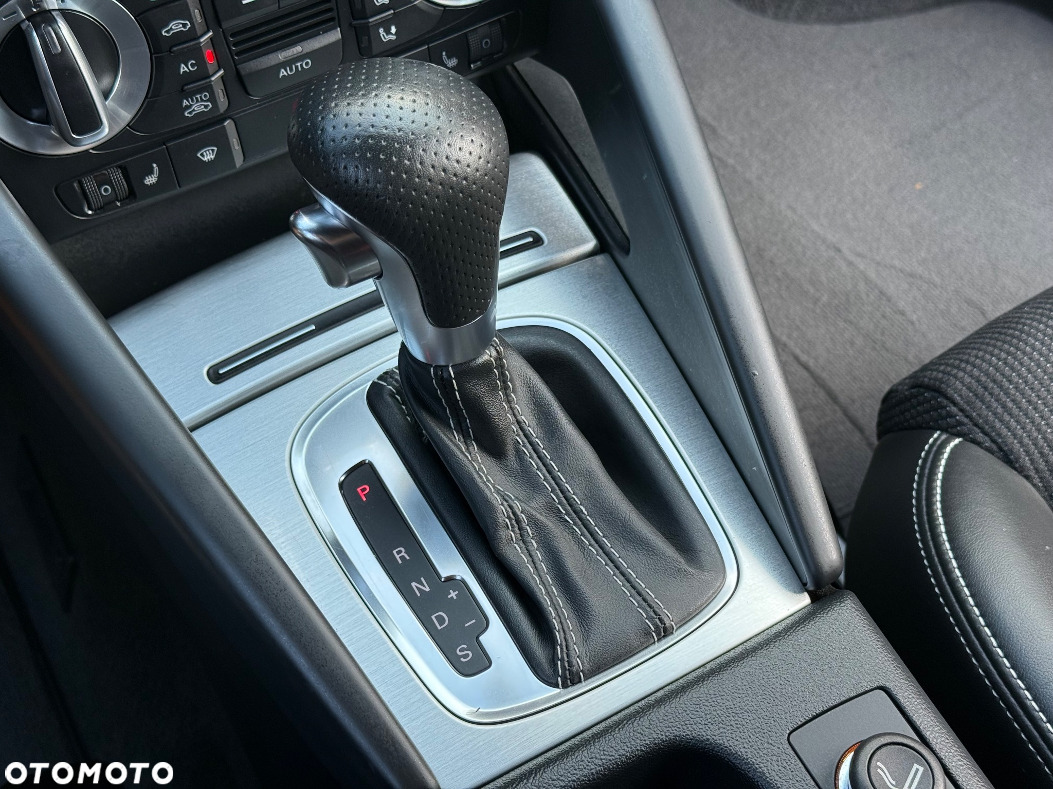 Audi A3 2.0 TFSI Sportback quattro S tronic S line Sportpaket - 25