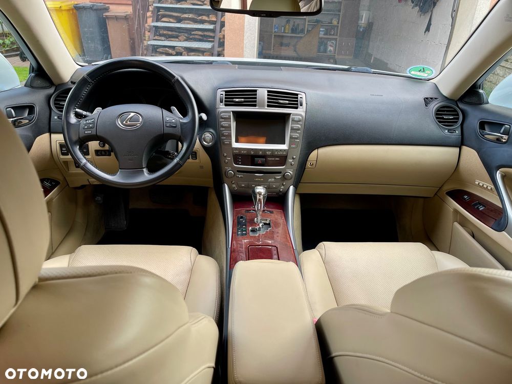 Lexus IS 250 Luxury Line - 13