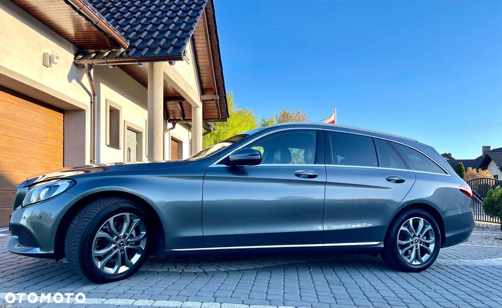 Mercedes-Benz Klasa C 180 9G-TRONIC - 29
