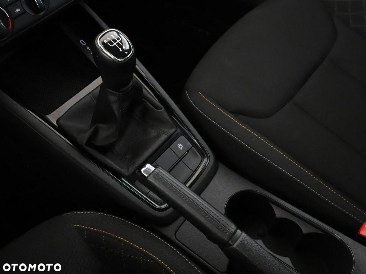 Skoda Kamiq 1.0 TSI Ambition - 29