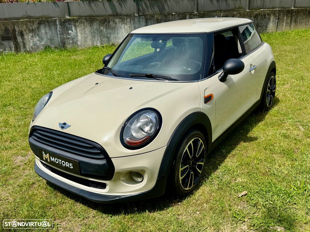 MINI 3 Portas Cooper D - 3
