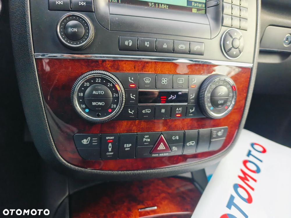 Mercedes-Benz Klasa R 320 CDI 4Matic 7G-TRONIC - 27