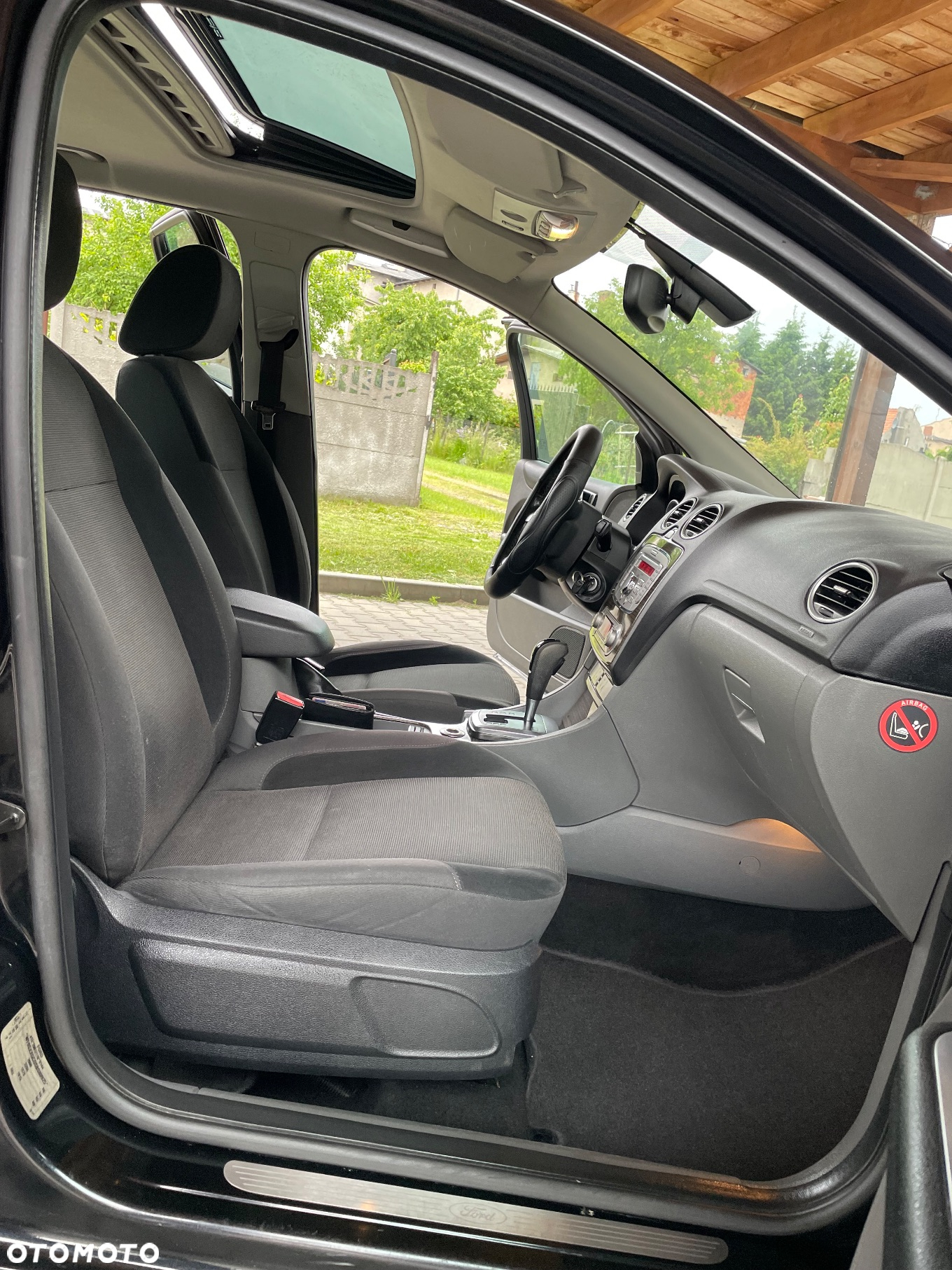 Ford Focus 2.0 TDCi DPF Ghia - 10