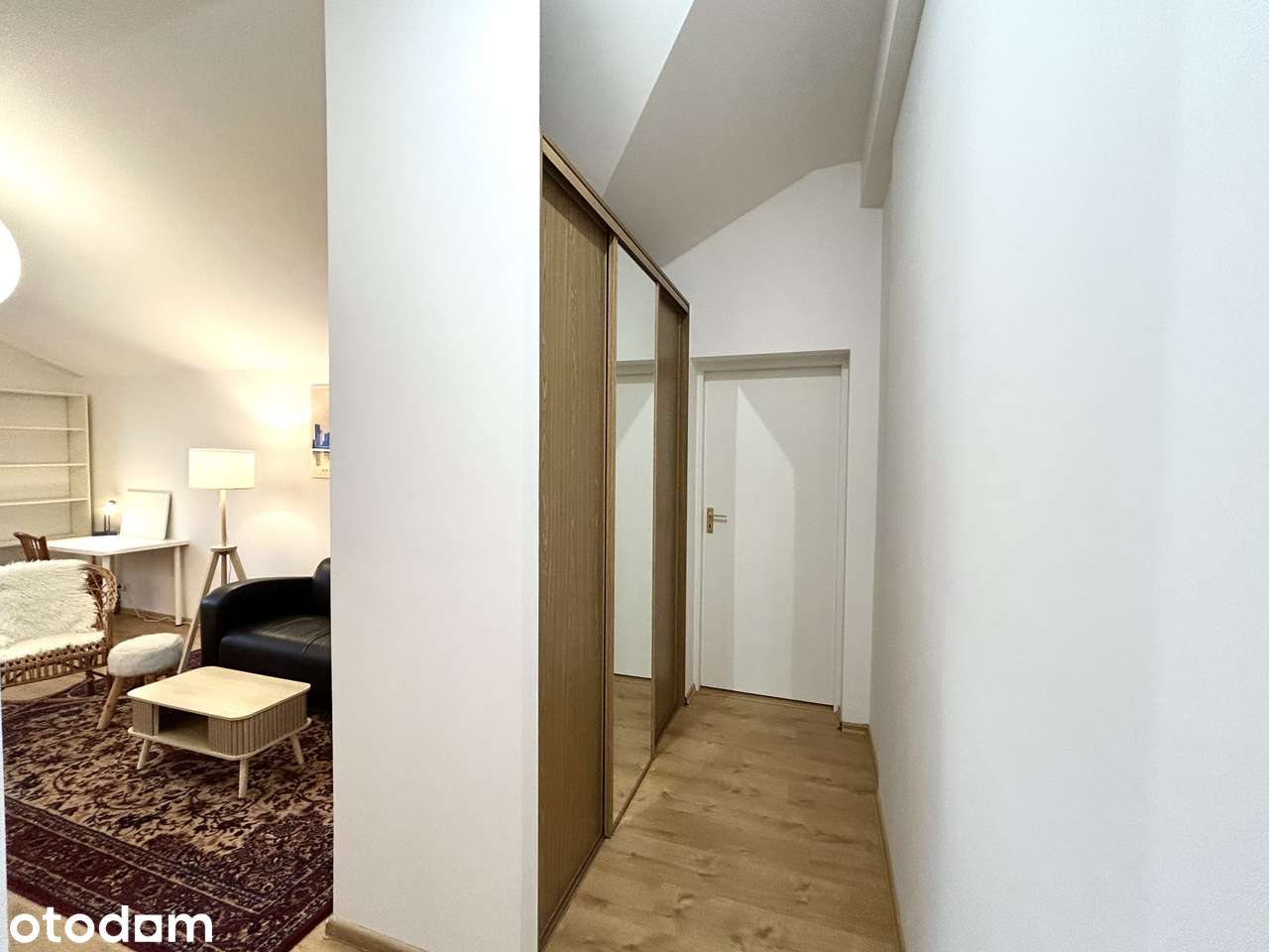 Jasne poddasze z charakterem | 2 pokoje | 52 m² | garaż | Gocławek