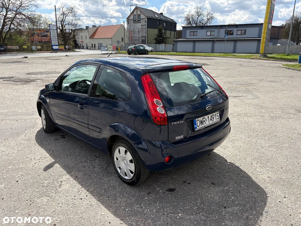 Ford Fiesta - 3