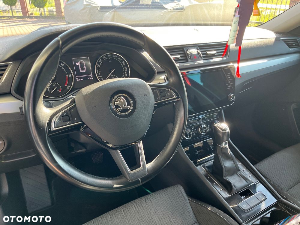 Skoda Superb 1.6 TDI Ambition - 18