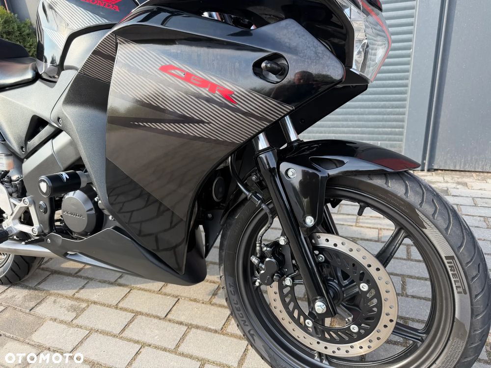 Honda CBR - 9