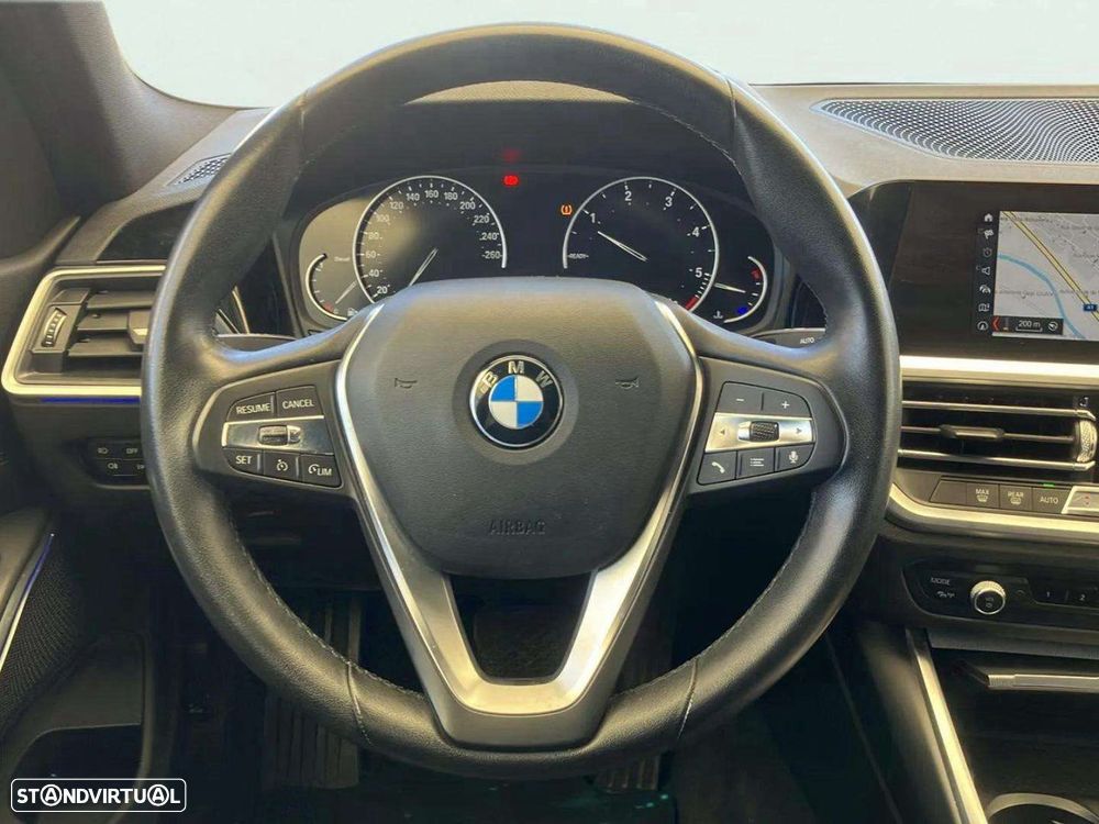 BMW 320 d Line Sport Auto - 14