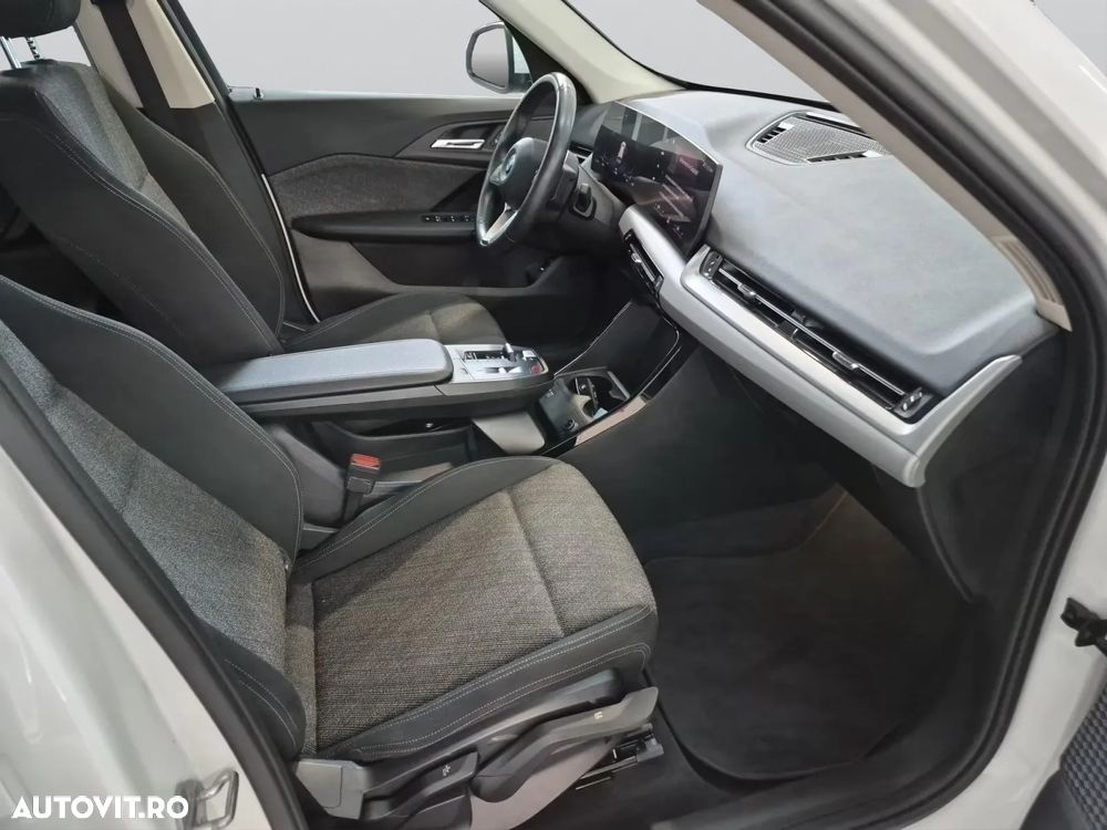 BMW iX1 xDrive30 - 8