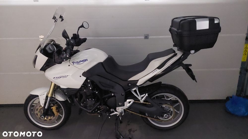 Triumph Tiger - 3