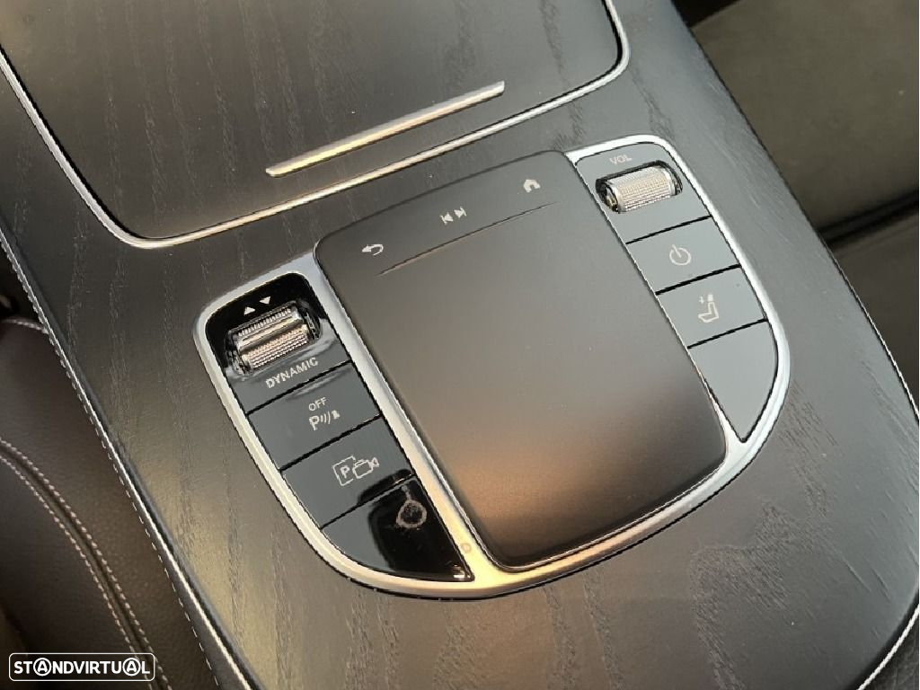 Mercedes-Benz E 300 - 17
