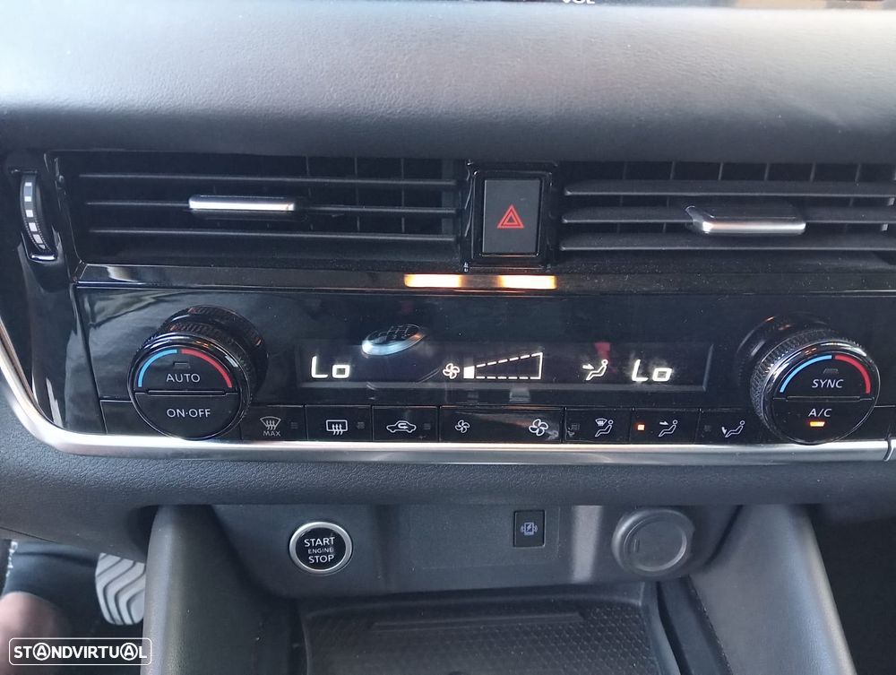 Nissan Qashqai 1.3 DIG-T N-Connecta LED - 15