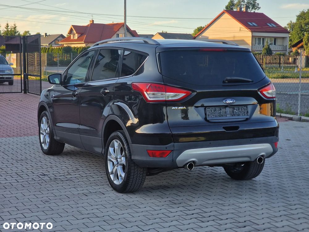 Ford Kuga 2.0 TDCi 4WD Titanium - 4