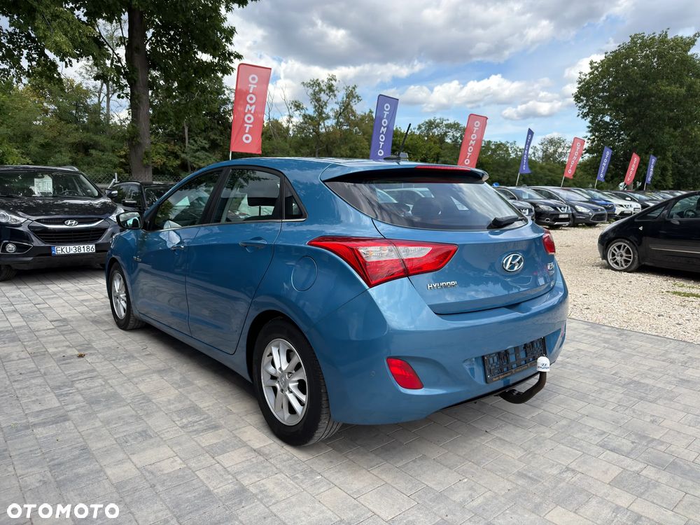 Hyundai i30 1.6 GDI Premium - 4