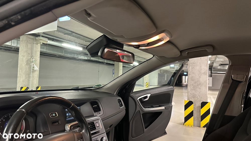 Volvo V60 - 32