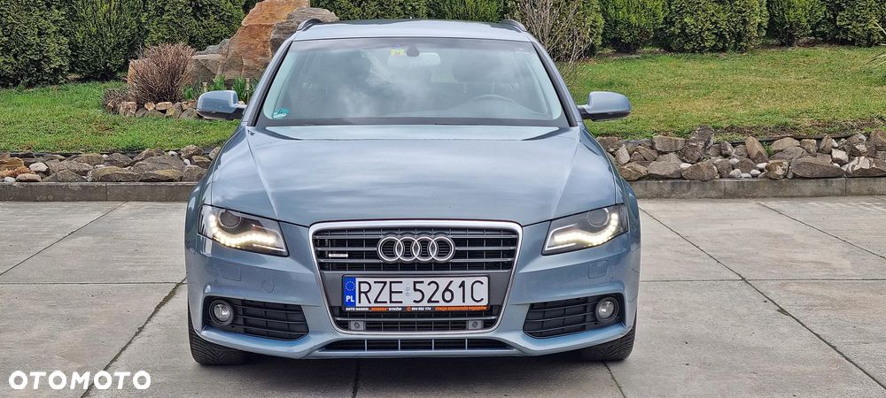 Audi A4 Avant 2.0 TDI DPF quattro Attraction - 11