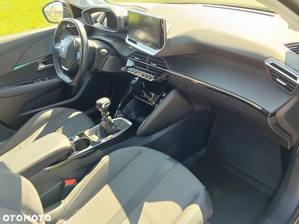 Peugeot 208 PureTech 100 Active - 11