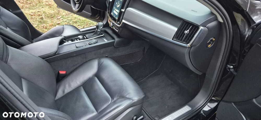 Volvo S90 D4 SCR Momentum - 19