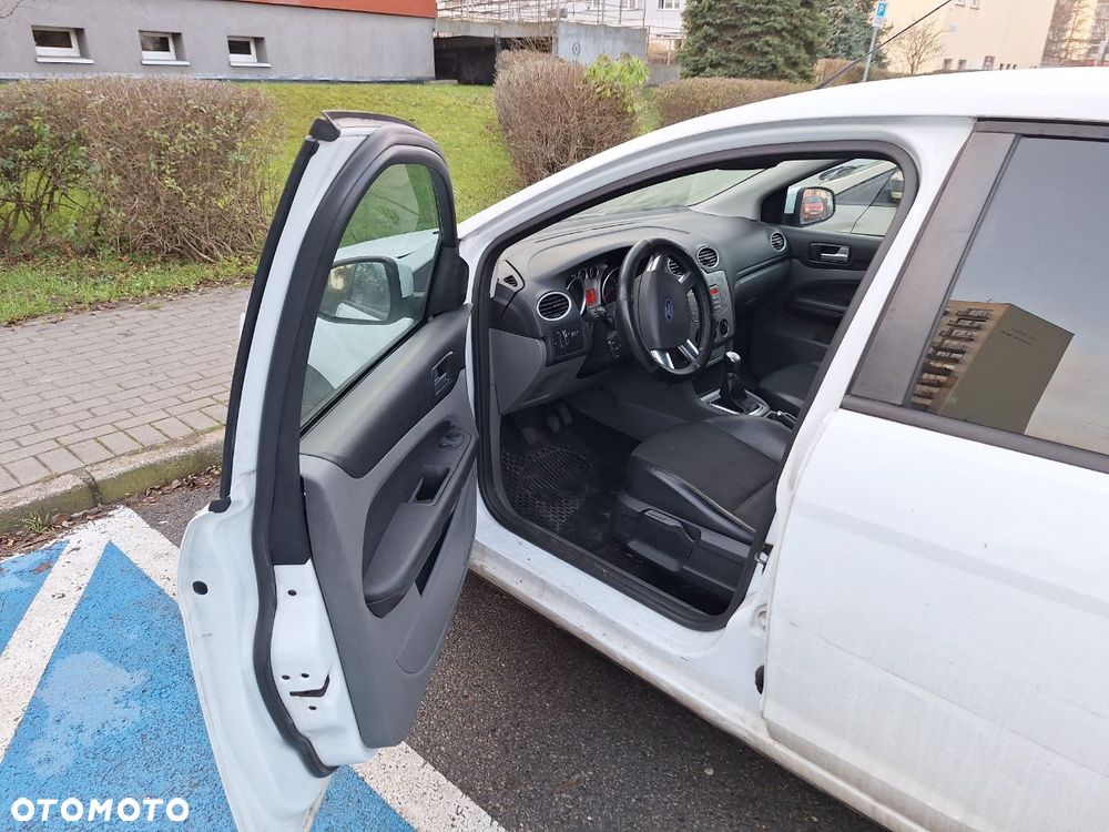 Ford Focus 1.6 TDCi Trend - 7