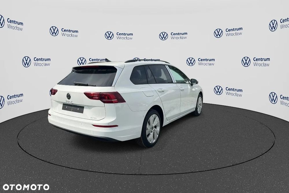 Volkswagen Golf VIII 1.5 eTSI EVO Life DSG - 8