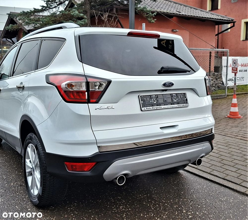 Ford Kuga 2.0 TDCi 2x4 Titanium - 12