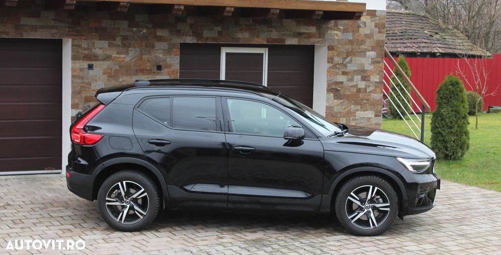 Volvo XC 40 B4 B DKG Ultimate Dark - 6