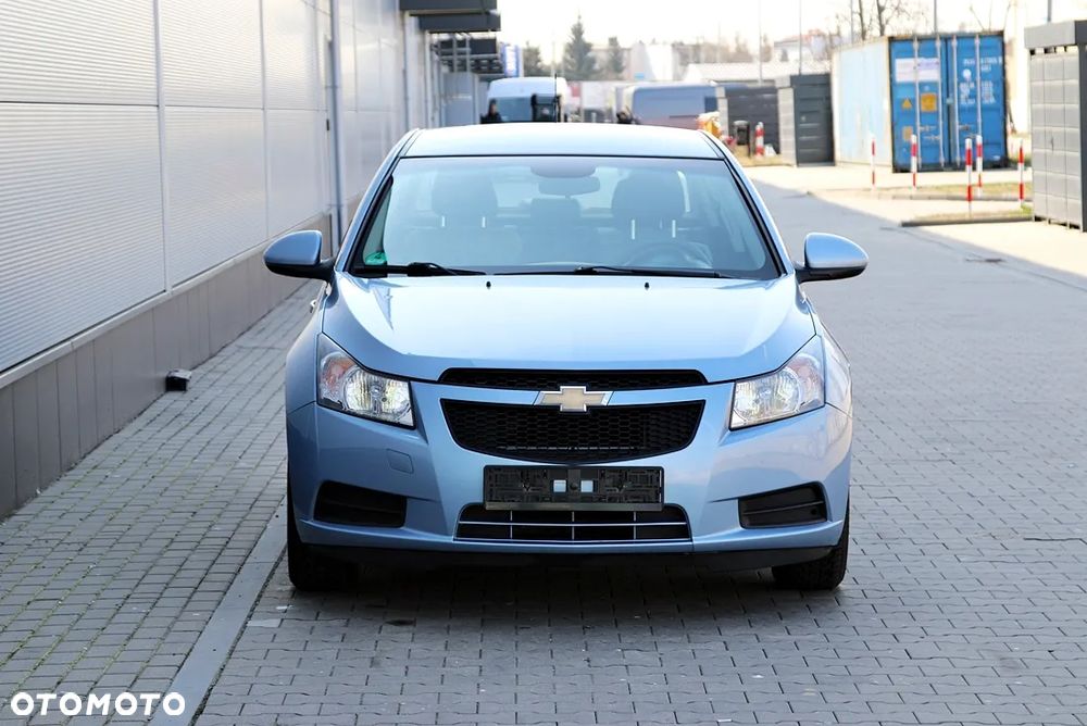 Chevrolet Cruze 1.6 LS+ - 2