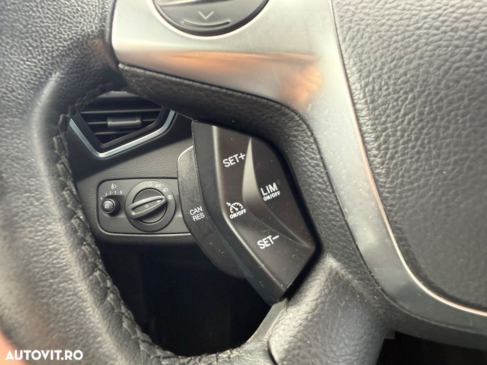 Ford Kuga 2.0 TDCi 2WD Trend - 13