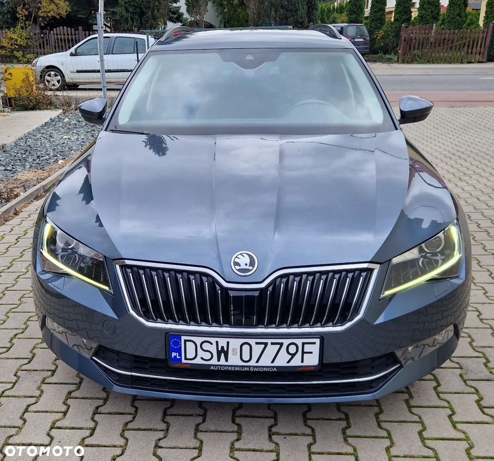 Skoda Superb 2.0 TDI DSG Style - 18