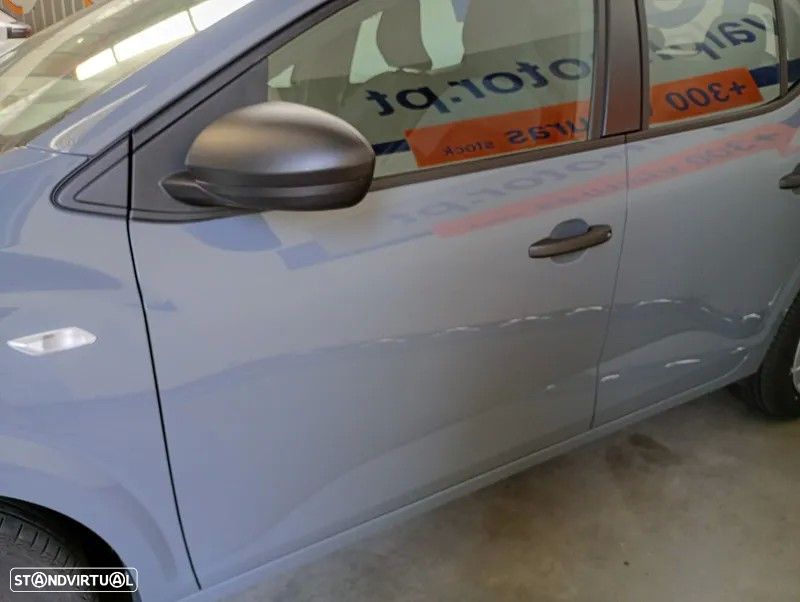 Dacia Sandero 1.0 SCe Essential — fotografia 6