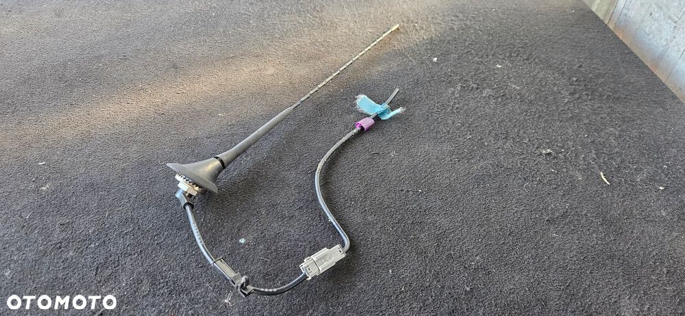 Antena gniazdo antenowe Mazda 5