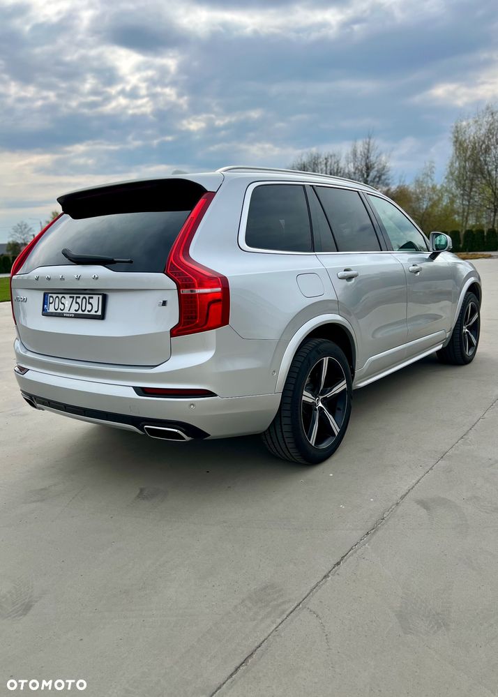 Volvo XC 90 D5 AWD Geartronic RDesign - 4